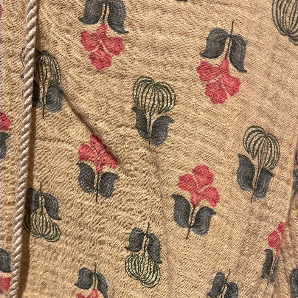 Women's Yellow Patterned Top - Picture 2 of 6